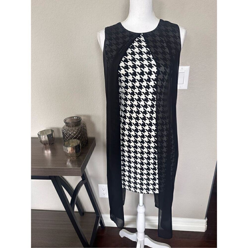 Jovonna London Houndstooth Cape Dress size 4